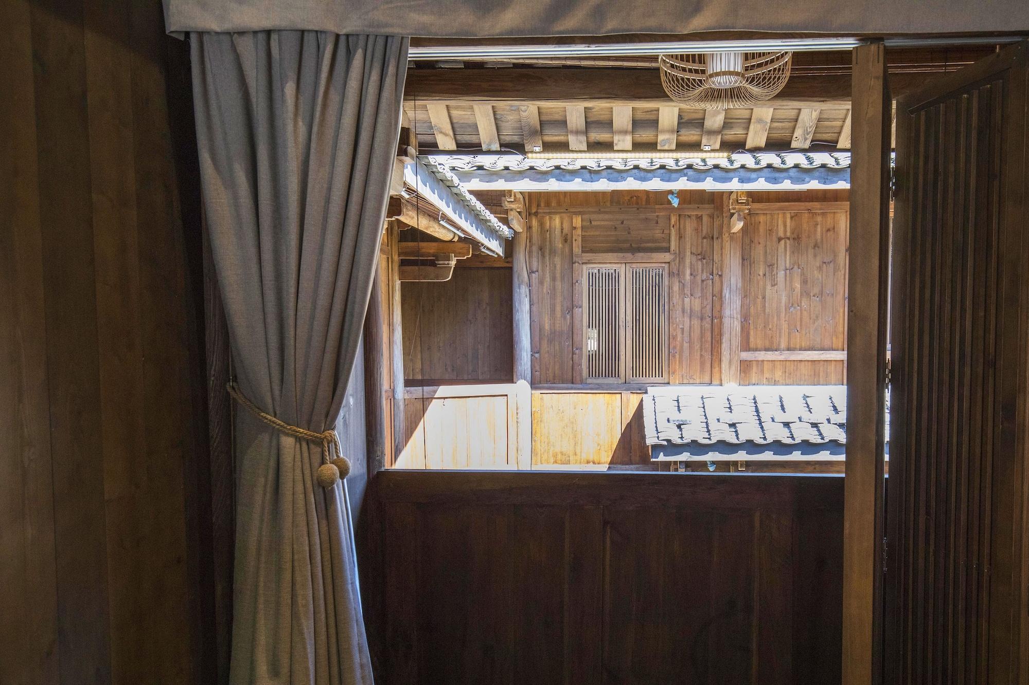 Qingpu Nanjing Taxia Culture Retreat Hotel Zhangzhou ภายนอก รูปภาพ